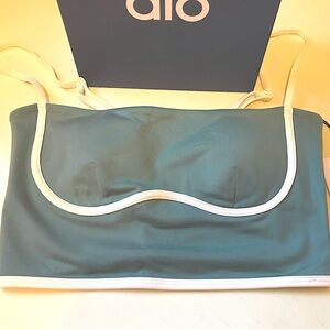NWT Alo Yoga AirBrush Streamlined Bra Tank Botanical Green/Ivory Size S